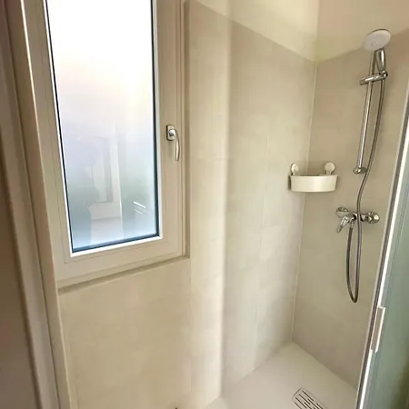 Casetta Rossa * Mezzegra