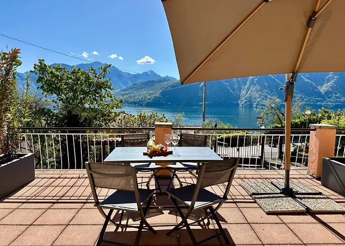 Casetta Rossa Apartmán Mezzegra